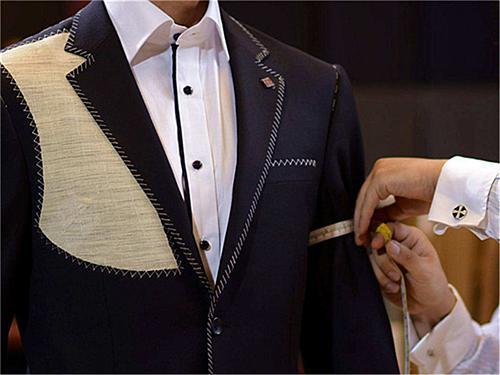 美國網紅防水西裝,美國網紅引領防水西裝風尚